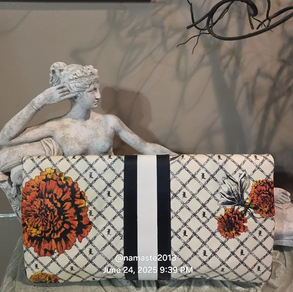 L.A.M.B Gwen Stefani Marigold Carlisle Clutch Designer Leather Celebrity #149 - Picture 10 of 13